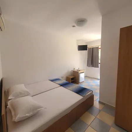Guest house Casa Silvia Costinesti