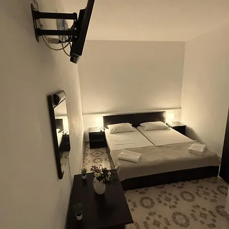 Casa Silvia Costinesti
