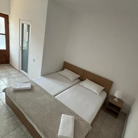 Guest house Casa Silvia Costinesti